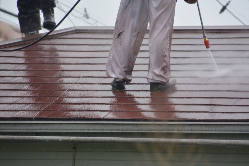 Using a Pressure Washer on Roof